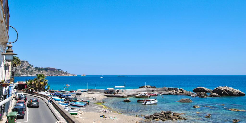 Taorminaxos Wonderful Seaview Daire Giardini Naxos Dış mekan fotoğraf